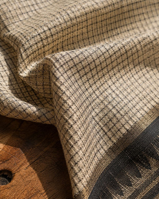 The Geometric Heritage: How Madurai Checks Became India’s Ultimate Indie-Chic Pattern