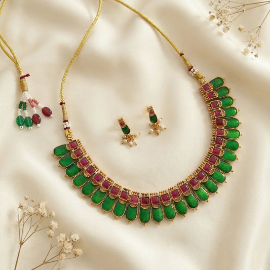 Emerald Bloom Necklace