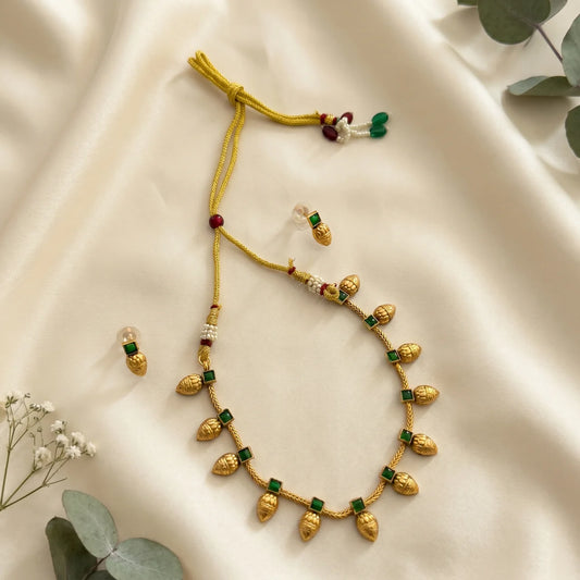 Green Stone Drop Necklace Set