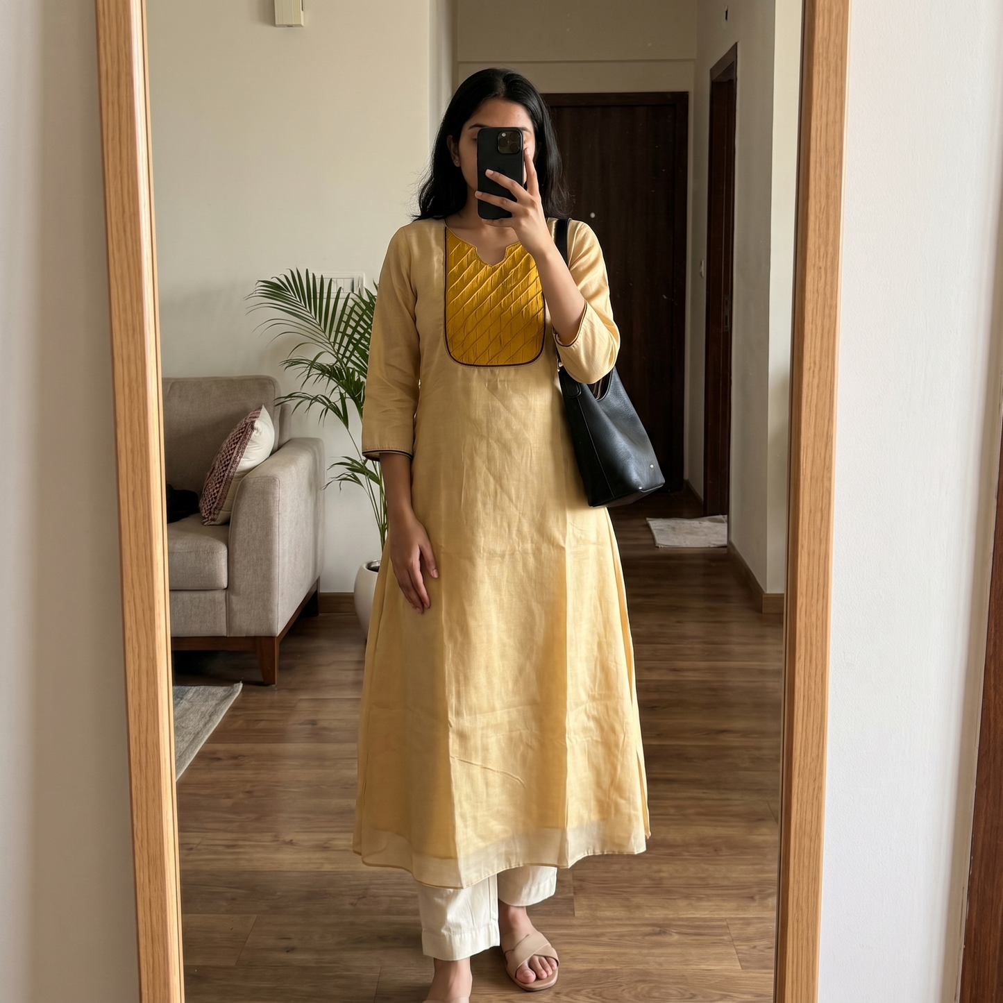 Onam Kasavu Muse Gold Yoke Kurta [OKM]